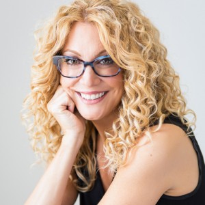 portrait by Tamzin Smith of Dr. Rachel Cohn of Wink Eyecare Boutique